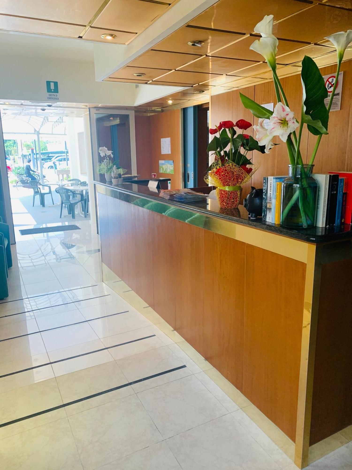 Hotel Al Capitano Caorle Ngoại thất bức ảnh